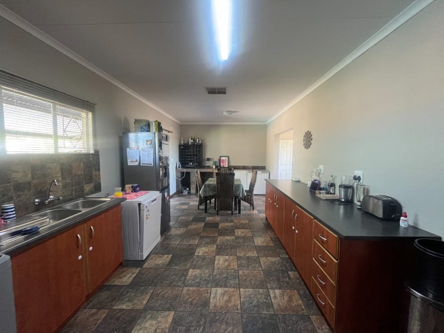 4 Bedroom Property for Sale in Keidebees Northern Cape